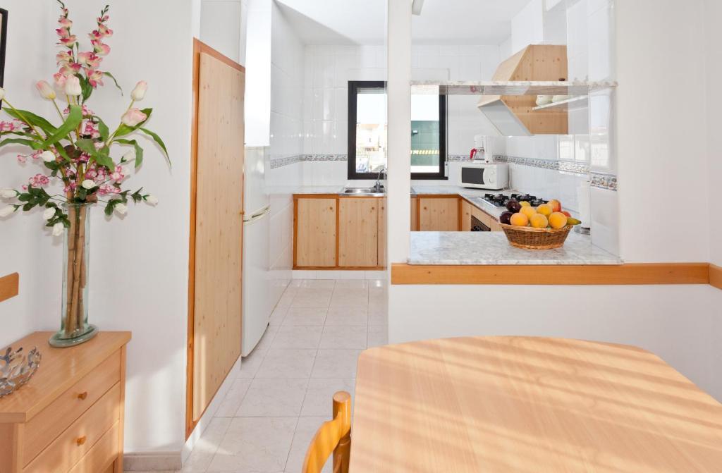Apartamentos Els Romers Benicarlo-Peñíscola Oda fotoğraf